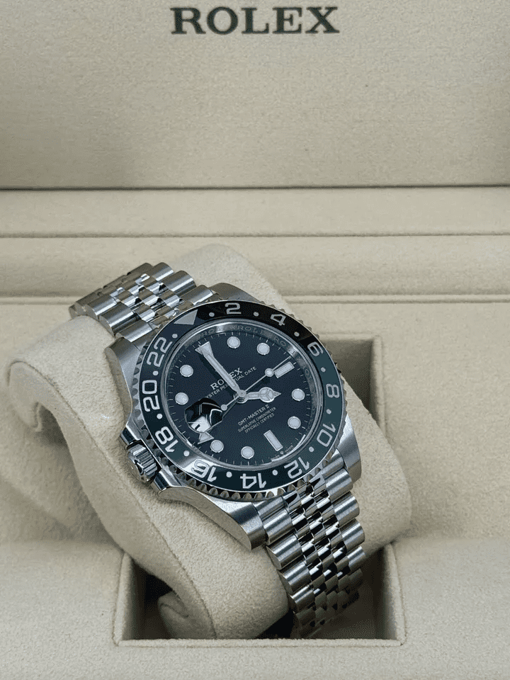 Mint Rolex GMT-Master II, 40mm, Sprite, Jubilee, 126720VTNR-0002, dated 2023 - Image 3